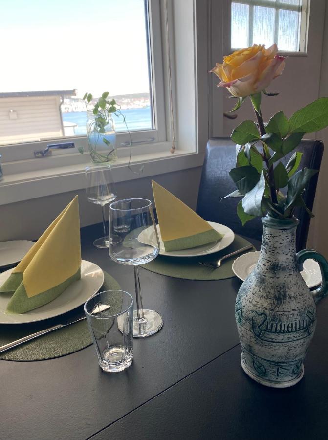 Polar Cozy Apartment - With View And Free Parking Tromsø Buitenkant foto